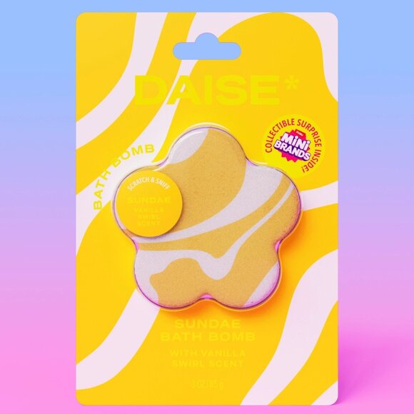 Daise Bath Bomb w/Mini Collectable in Vanilla Sundae - Picture 1 of 1